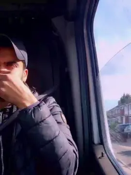 Live Porn with Bigdick95daddy - Cam4