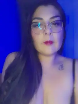 Live Sex Cam with Camiikalifha - Cam4