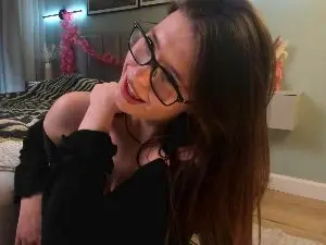 Best Webcam with AlitaPollen - Cam4