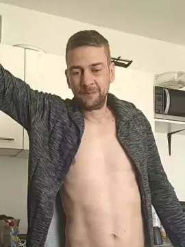 Live Sex Cam with Lienlingsidiot - Cam4