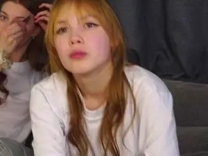 Adult Webcams with OzellBillman - Cam4