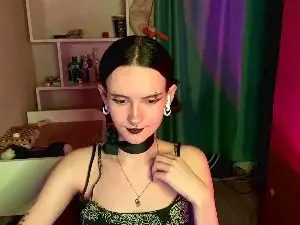 Adult Video Chat with LyndaSurace - Cam4