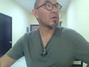 Adult Video Chat with paratcomplet - Cam4