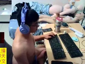 Free Porn Cam with JHUANG - Cam4