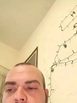 Adult Webcam with Viniest - Cam4