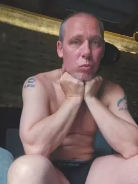 Free Live Porn with Daverest - Cam4