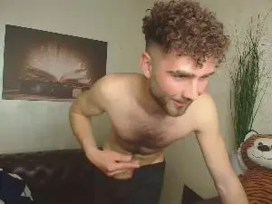 Free Porn Cam with KyloEast - Cam4