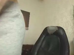Adult Webcam with KyloEast - Cam4