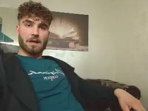 Nude Webcam with KyloEast - Cam4