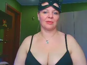Live Porn with VeronnikaG - Cam4