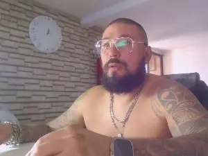 Adult Video Chat with Edgarram83 - Cam4
