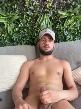 Free Live Porn with djoww92 - Cam4