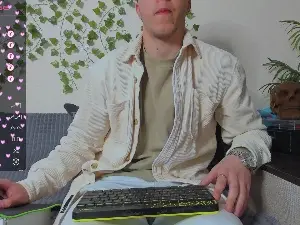 Live Sex with bravo_maestro - Cam4