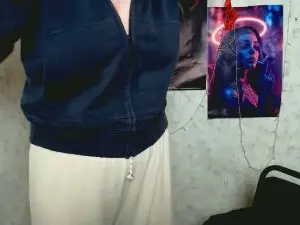 Nude Webcam with KassiaRayn - Cam4