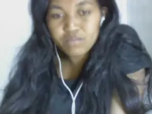 Free Live Porn with cynthia72 - Cam4