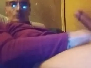 Free Porn Cam with Marinoxxx77 - Cam4