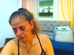 Watch Live Sex Cams with sasi_luna - Cam4