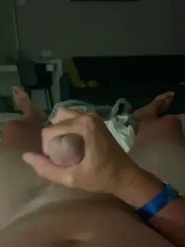 Live Porn with Ukcut39 - Cam4