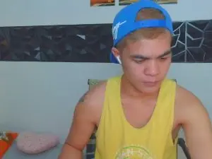 Sex Chat with mikhaelfun - Cam4