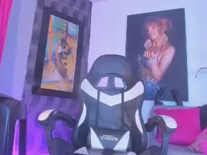 Watch Live Sex Cams with Ciara_Hot_Ts - Cam4