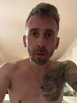 Live Sex Cam with Romano85cam - Cam4