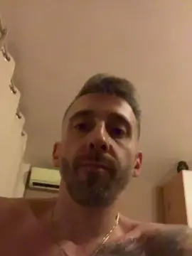 Adult Webcam with Romano85cam - Cam4