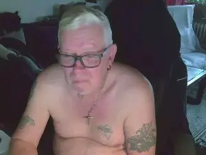 Watch Live Sex Cams with dirtyminds1 - Cam4