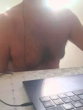 Free Live Porn with Morenodiscret35 - Cam4