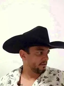 Live Porn with Pittgarciaator - Cam4