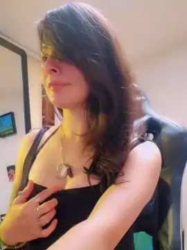 Private Sex Chat with Roxannepiggy - Cam4