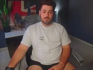 Free Porn Cam with DaxGreer - Cam4