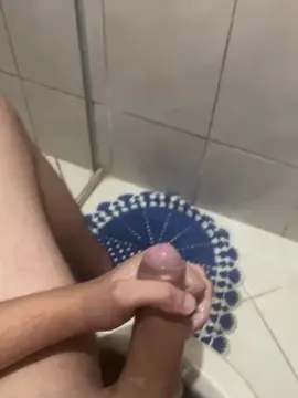 Free Live Porn with Rolagrandeeer - Cam4