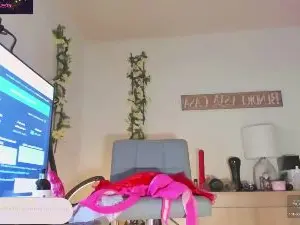 Free Live Porn with Yoursexyts - Cam4