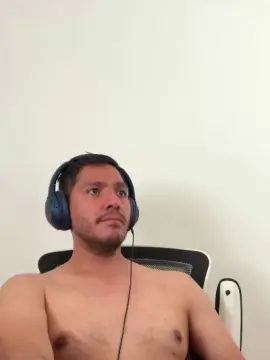 Free Porn Cam with erikhot_fun - Cam4