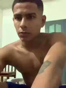 Adult Webcams with MARENTO23CMM - Cam4