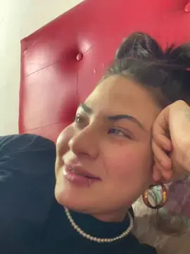 Adult Webcams with pelucheee3 - Cam4