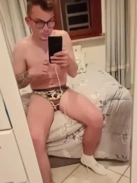 Live Sex Cam with Temptation99 - Cam4