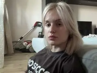 Adult Video Chat with clementinareha - Camsoda