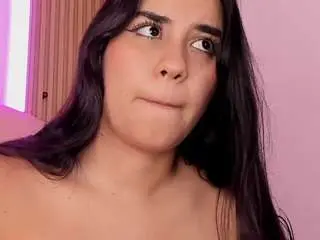 Nude Webcam with nicole-miler - Camsoda