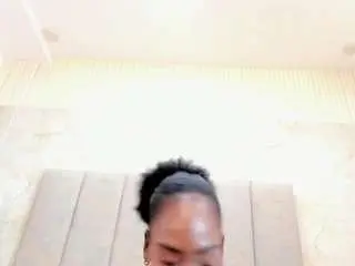 Nude Webcam with annyroy - Camsoda