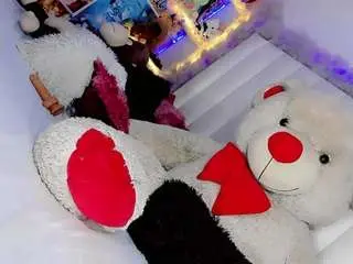 Free Porn Cam with cute-estefany - Camsoda