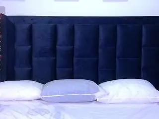 Private Sex Chat with petitelittleebony - Camsoda