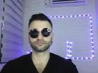 Adult Webcams with slavavibes - Camsoda