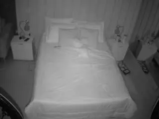 Free Live Porn with voyeurcam-casa-salsa-bedroom-1 - Camsoda