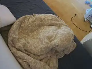 Free Porn Cam with voyeurcam-julmodels-greybed-2 - Camsoda