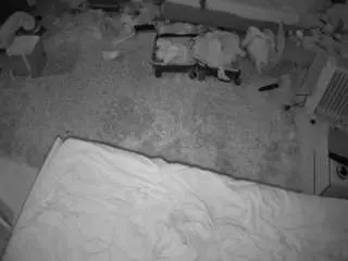 Live Sex Cam with voyeurcam-julmodels-whitebed-5 - Camsoda