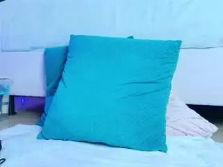 Adult Video Chat with snowwhithe - Camsoda