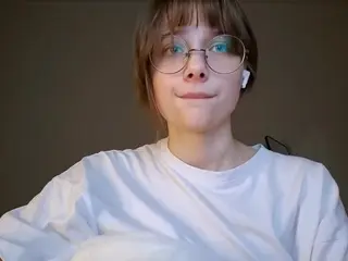 Adult Webcams with monserrategreubel - Camsoda