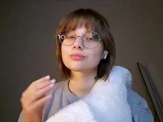 Live Sex Cam with monserrategreubel - Camsoda