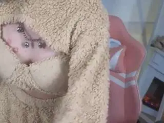 Best live sex cam show with katiakim - Camsoda